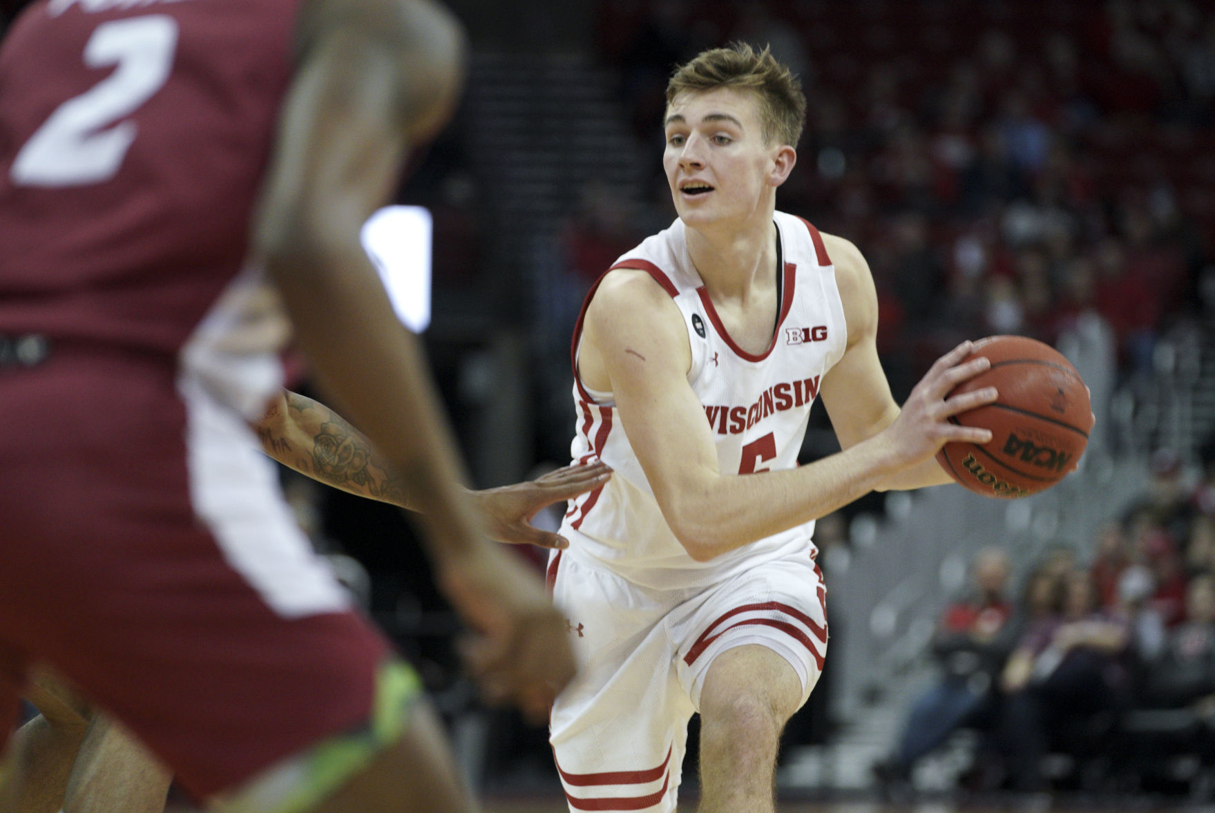 Badgers 65, Broncs 37